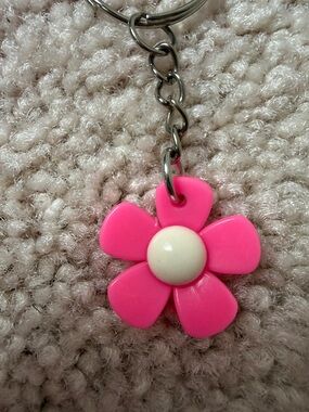 🔥10/$15 Pink Flower Keychain